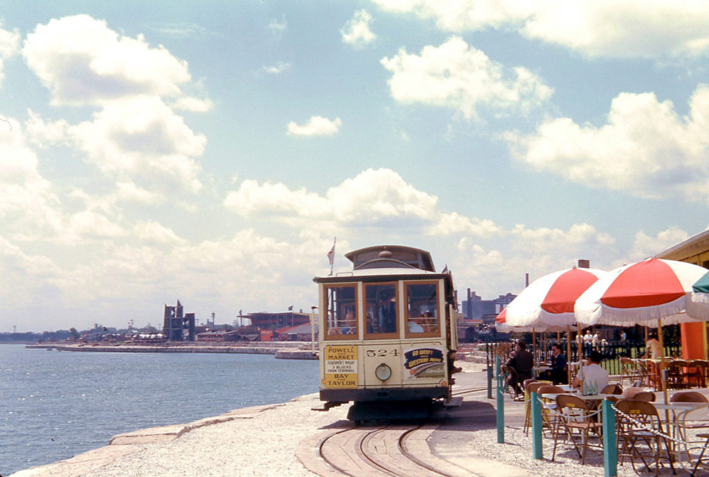 1947: Cable car war