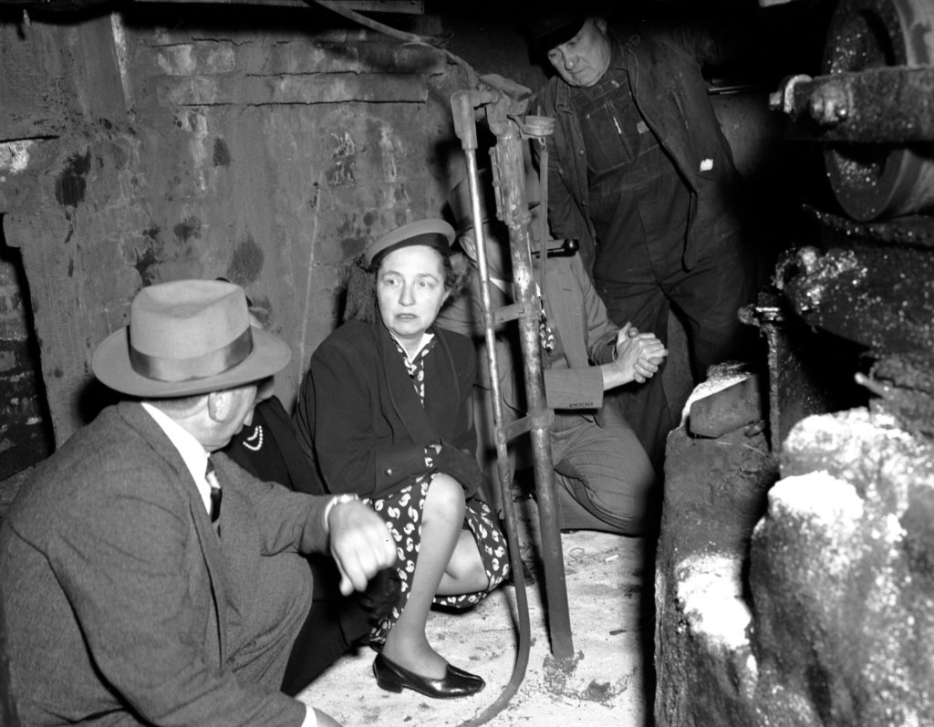 1947: Cable car war
