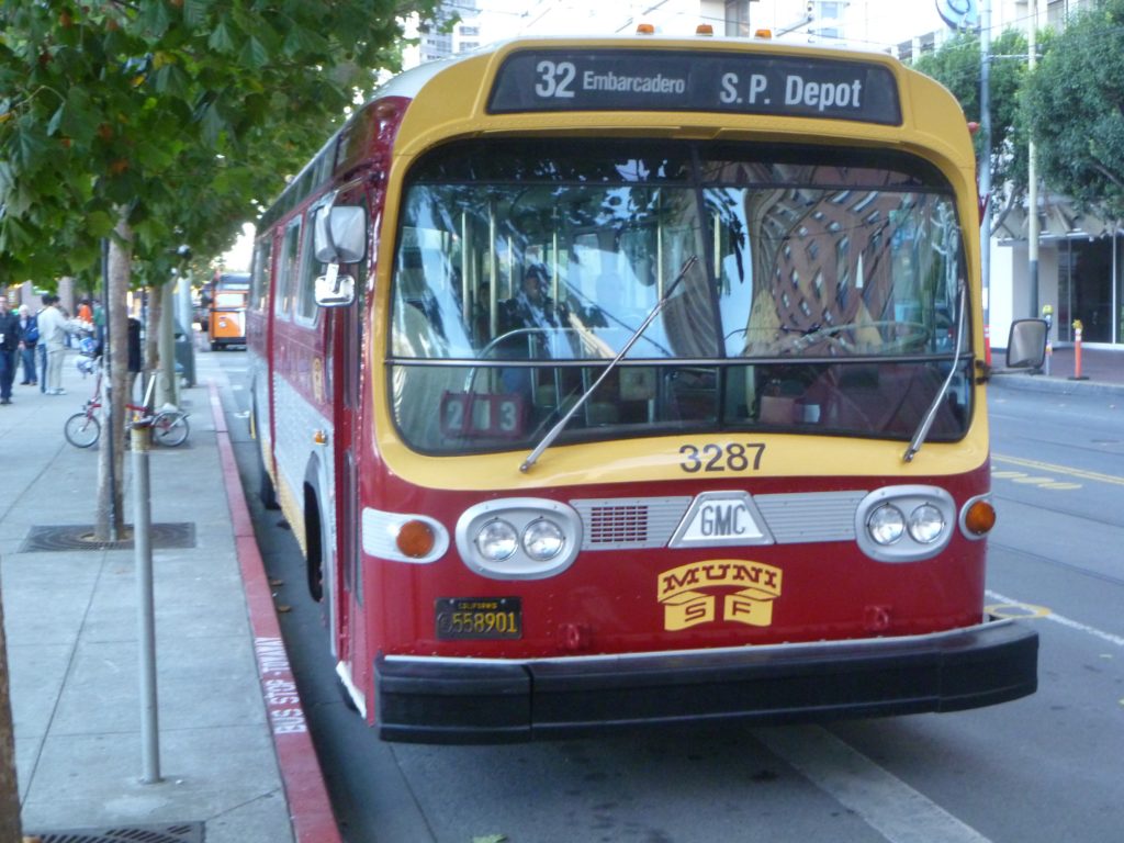 Vintage Buses on the 7-Haight Friday, September 8