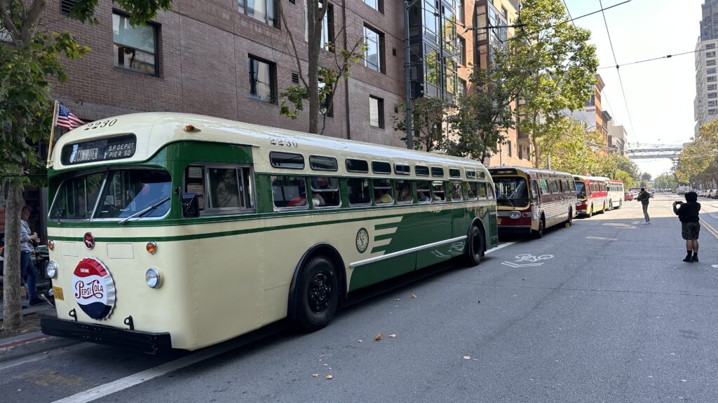 Don't miss Muni's great photo show