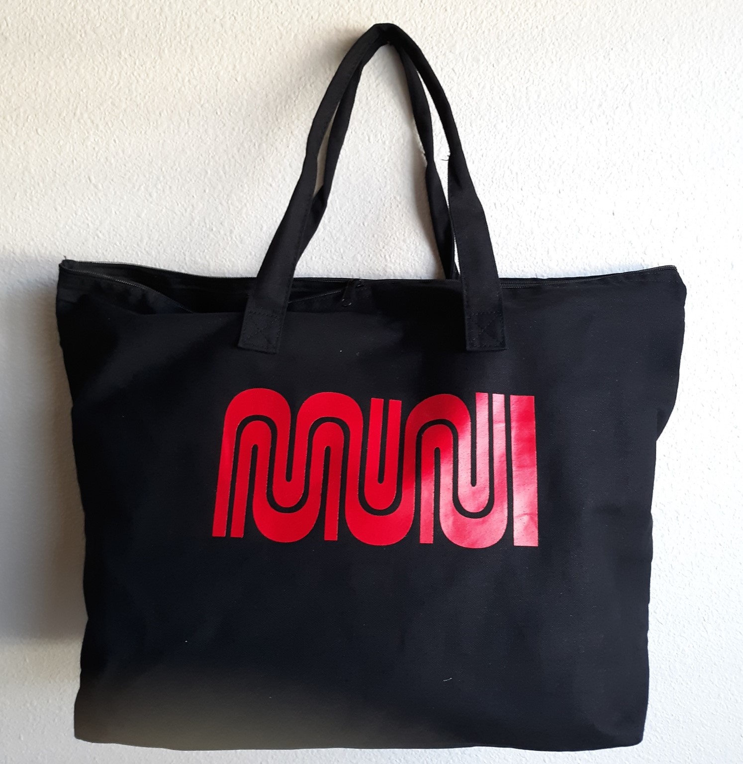 Muni-tote.jpg